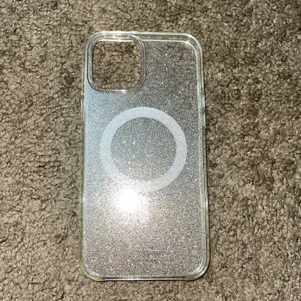 ✨ 2 kate spade Magsafe Hardshell Case for iPhone 12 Pro Max Champagne✨
